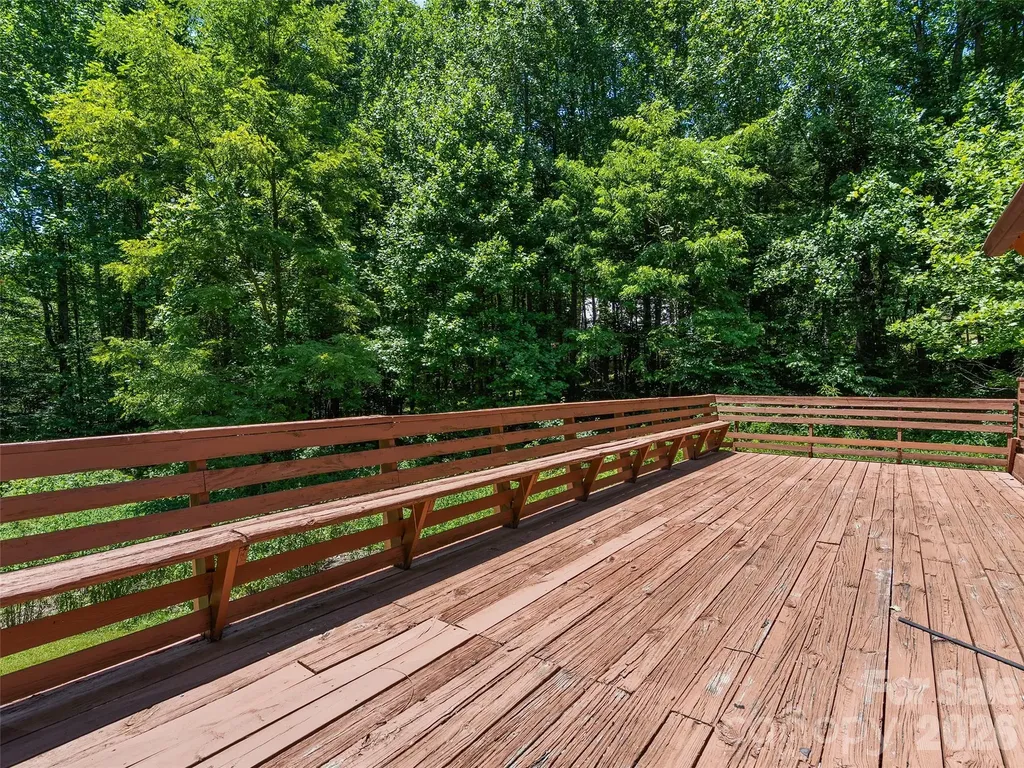 25 Little Creek Lane Maggie Valley NC 28751