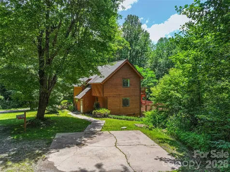 25 Little Creek Lane Maggie Valley NC 28751