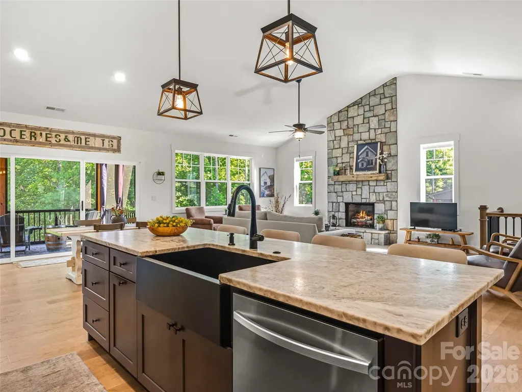 181 Byron Forest Drive Horse Shoe NC 28742