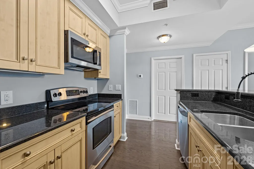 300 W 5th Street Charlotte NC 28202