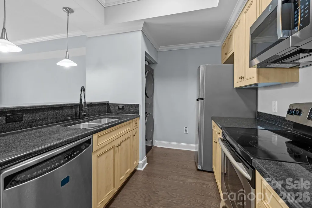 300 W 5th Street Charlotte NC 28202