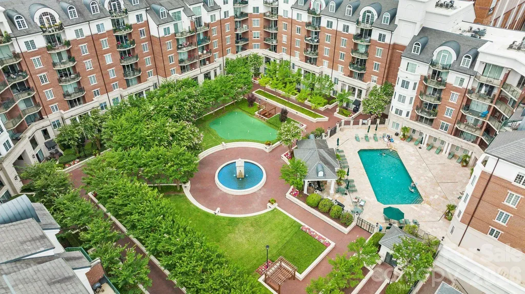 300 W 5th Street Charlotte NC 28202