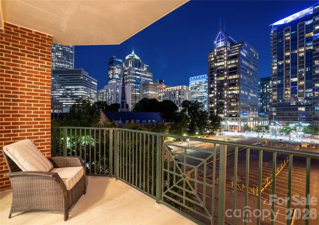 300 W 5th Street Charlotte NC 28202