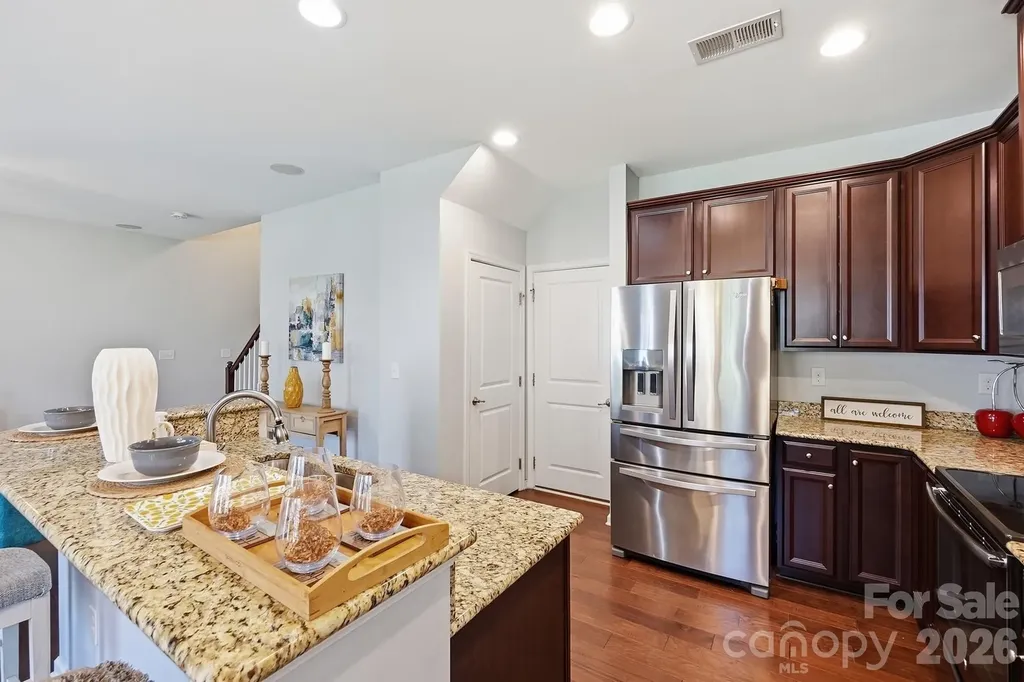 2450 Alyssa Lane Charlotte NC 28208