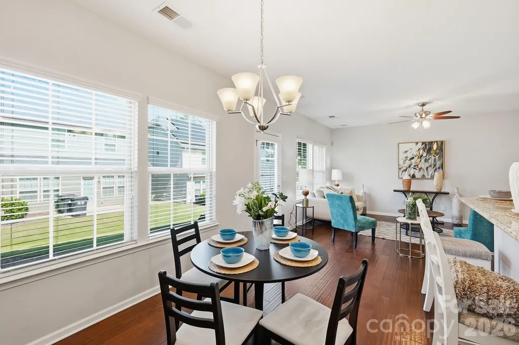 2450 Alyssa Lane Charlotte NC 28208