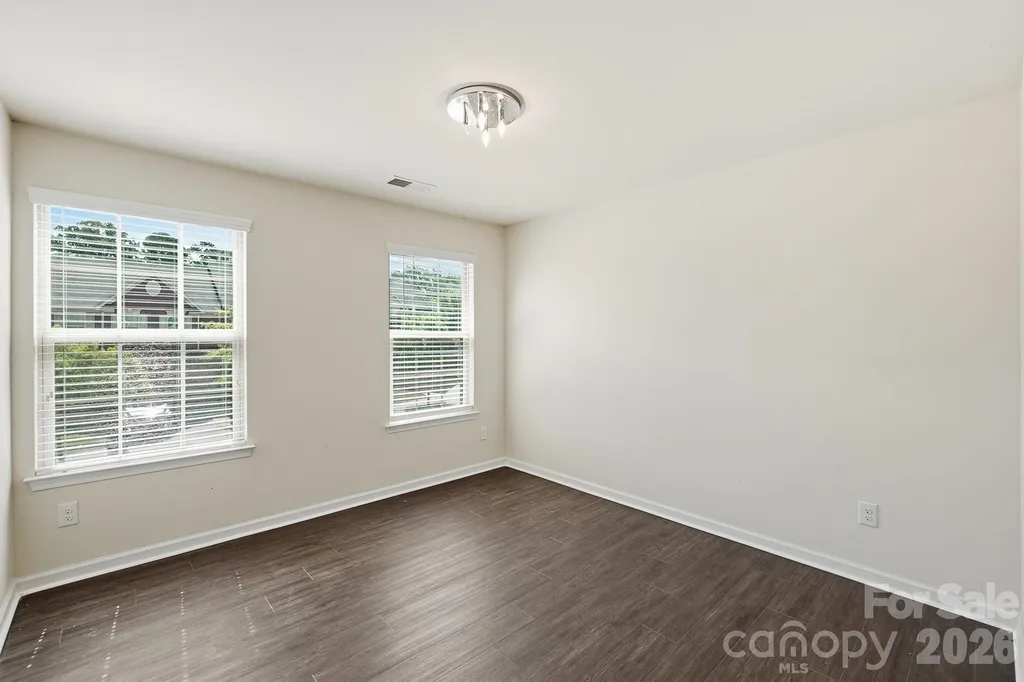 2450 Alyssa Lane Charlotte NC 28208