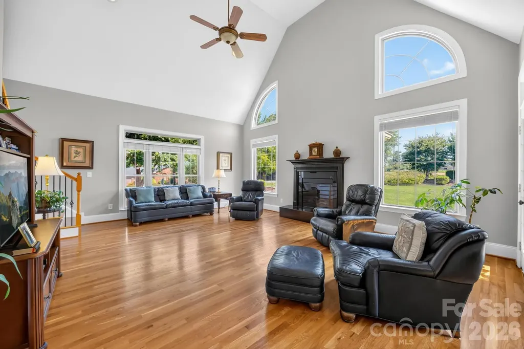 105 Mandarin Drive Mooresville NC 28117