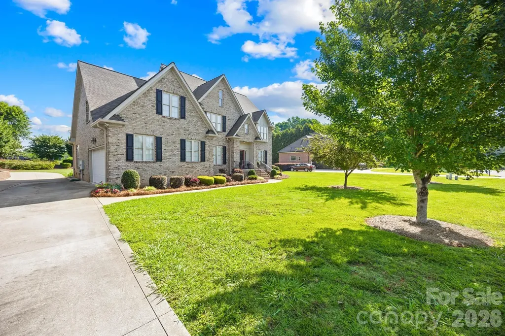 105 Mandarin Drive Mooresville NC 28117