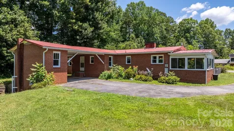 6264 Us 221 Highway S Marion NC 28752