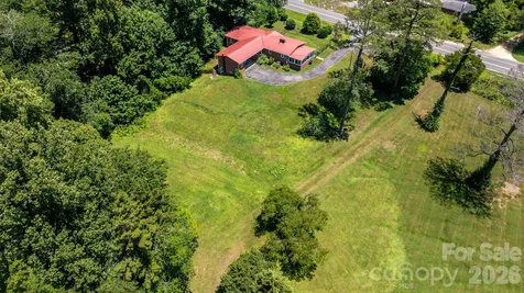 6264 Us 221 Highway S Marion NC 28752