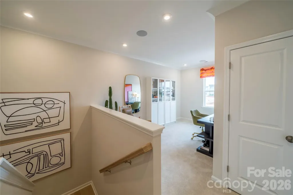 6033 Longar Lane Charlotte NC 28269