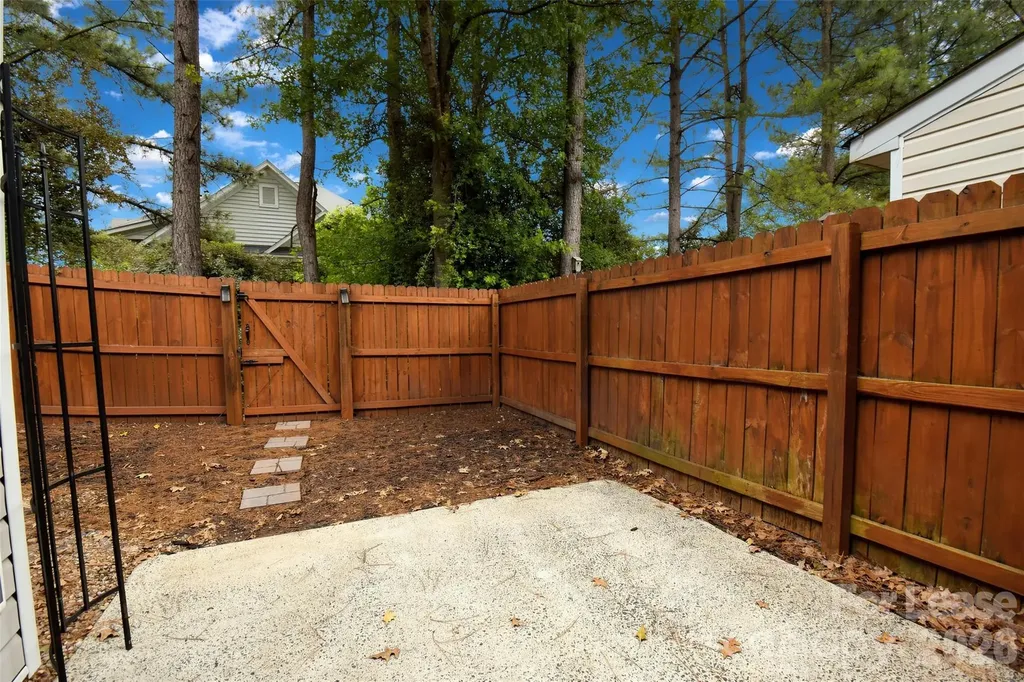 15469 Asterwind Court Charlotte NC 28277