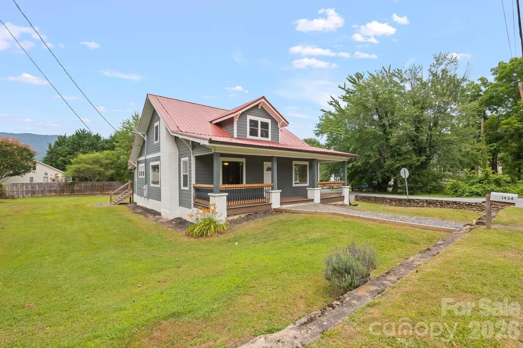 1434 S Main Street Waynesville NC 28786
