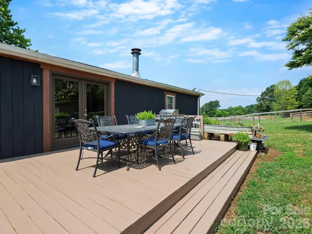 1541 Sandy Springs Road Rutherfordton NC 28139