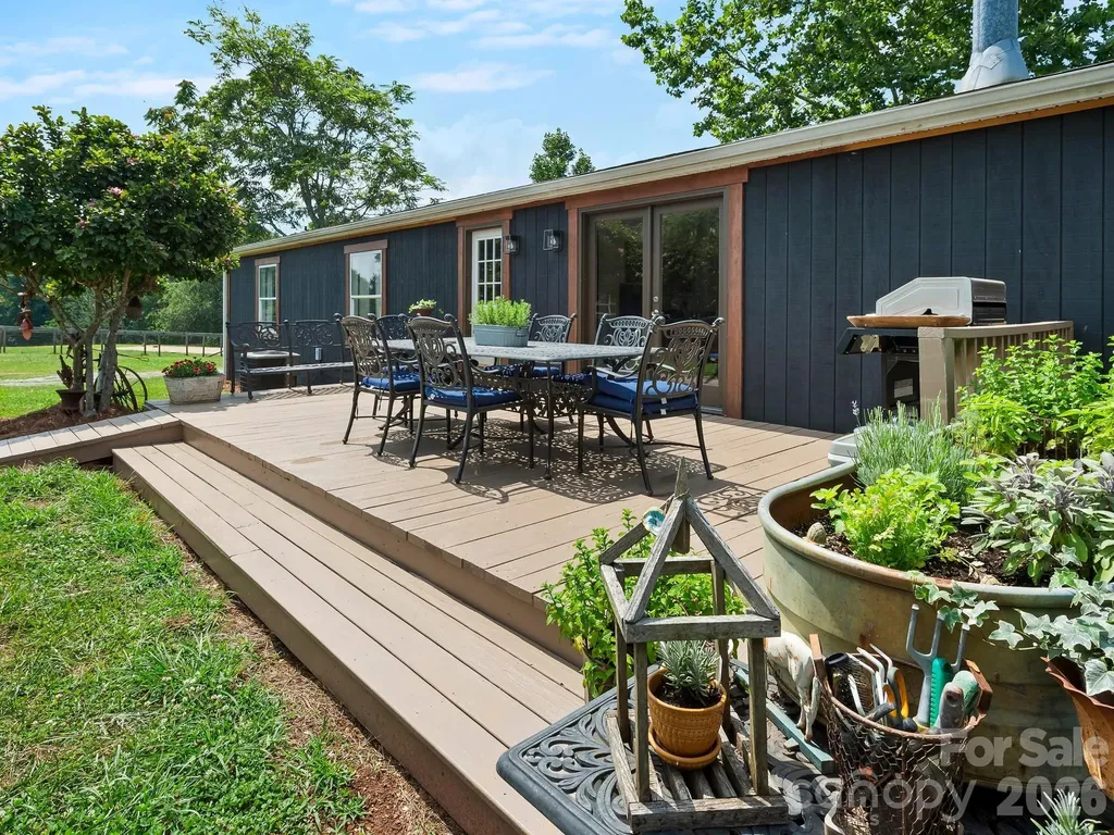 1541 Sandy Springs Road Rutherfordton NC 28139