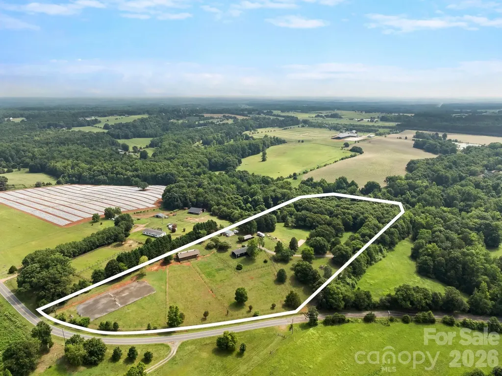 1541 Sandy Springs Road Rutherfordton NC 28139