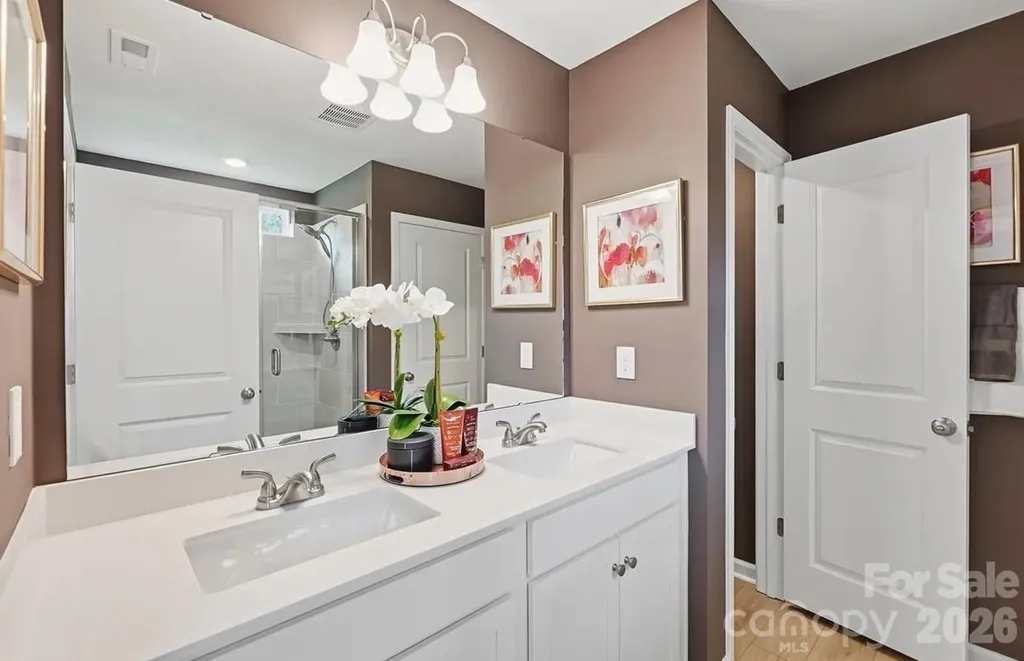 1404 Bansal Drive Charlotte NC 28215