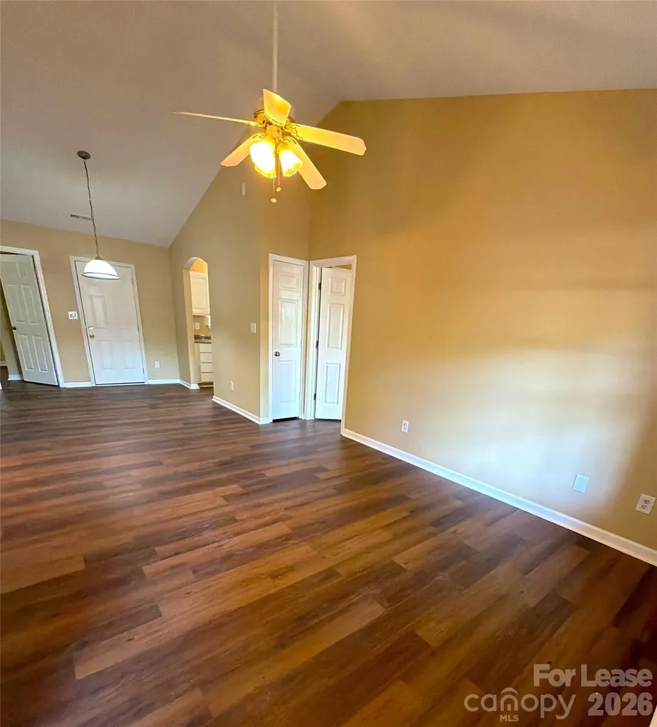 9329 Kendall Drive Charlotte NC 28214