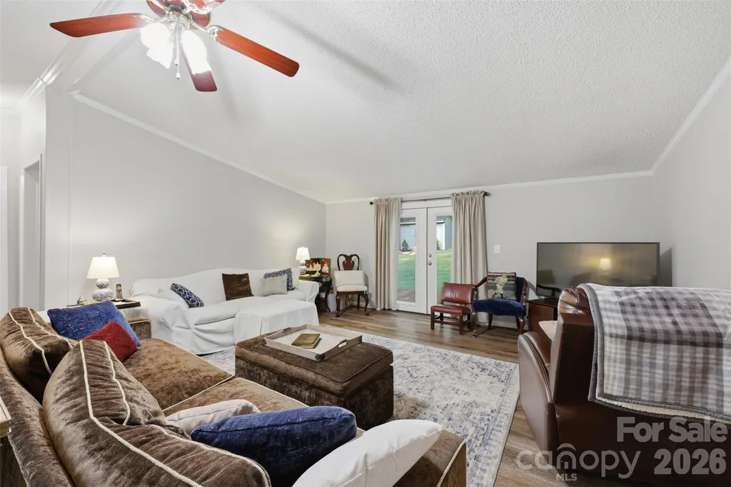 446 Heritage Circle Taylorsville NC 28681