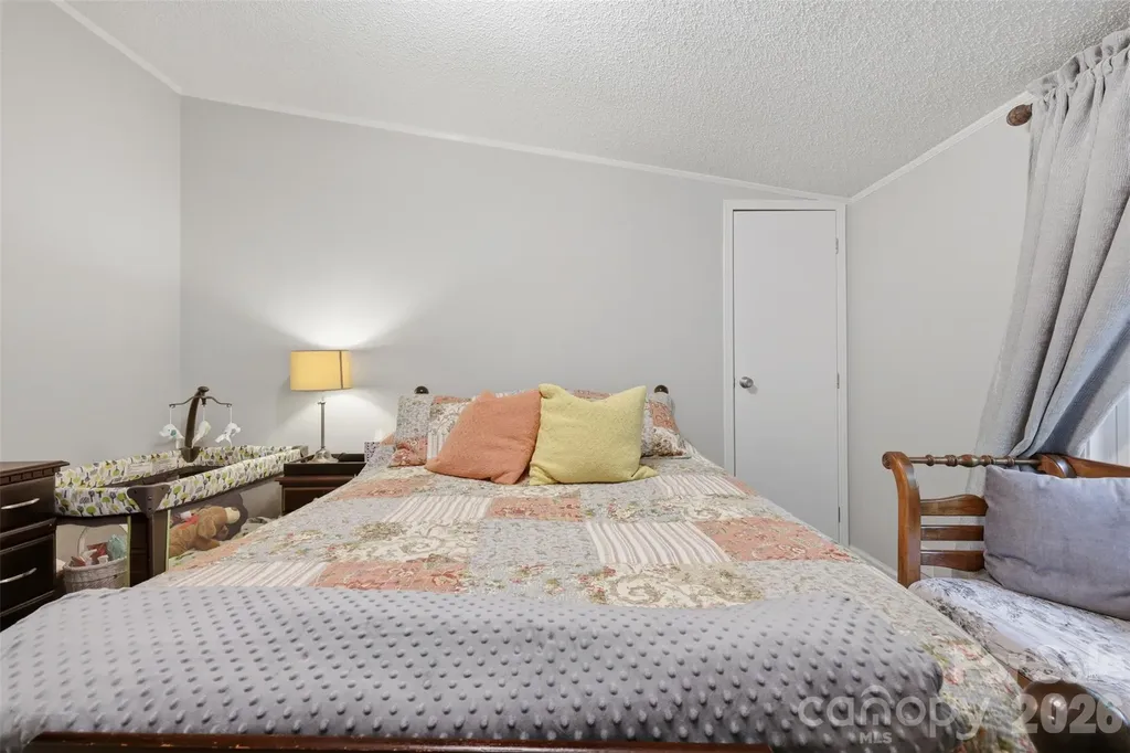 446 Heritage Circle Taylorsville NC 28681
