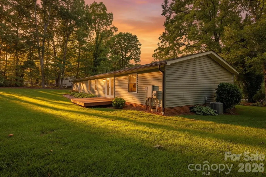 446 Heritage Circle Taylorsville NC 28681