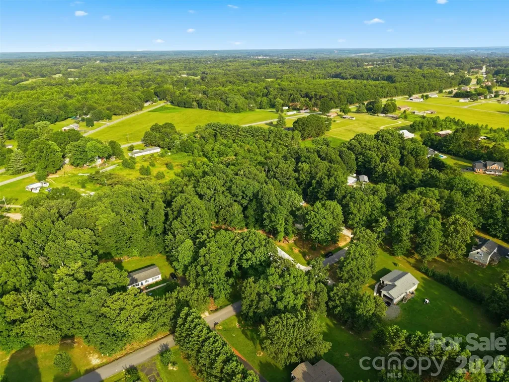 446 Heritage Circle Taylorsville NC 28681