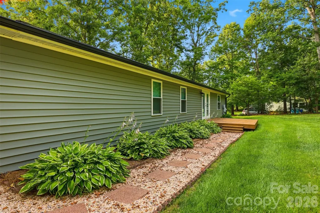 446 Heritage Circle Taylorsville NC 28681