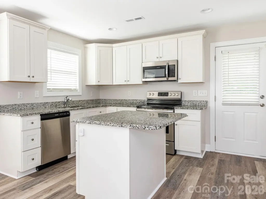 28 B Willowbrook Drive NW Concord NC 28027