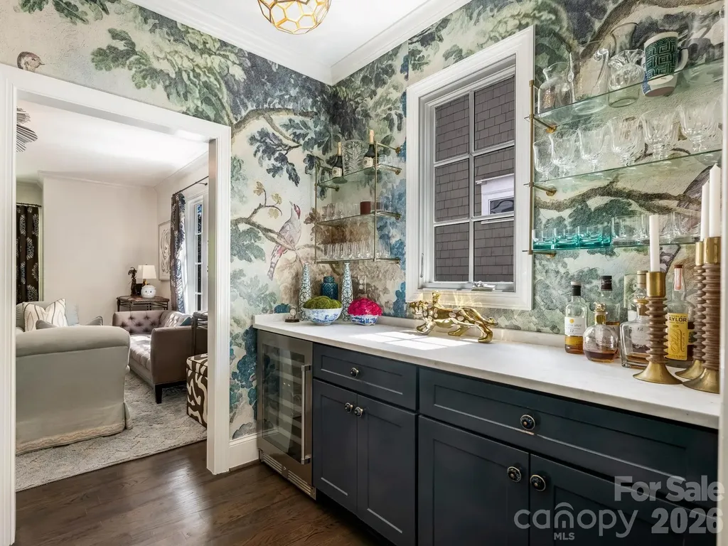 2116 Midwood Place Charlotte NC 28205