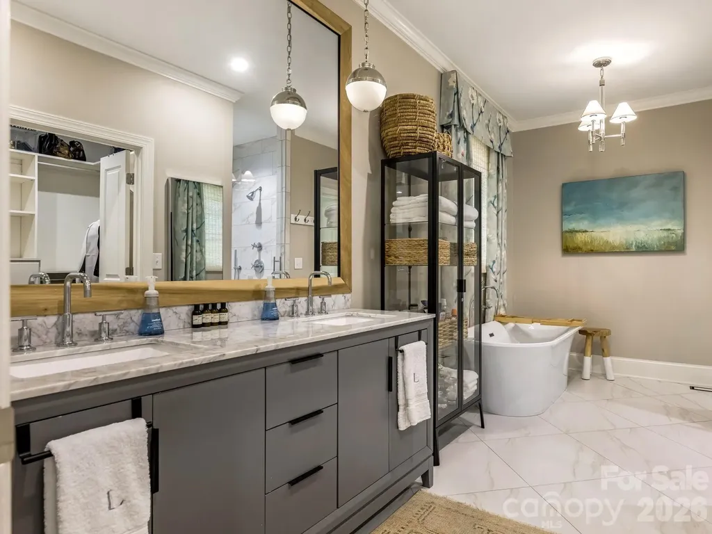 2116 Midwood Place Charlotte NC 28205