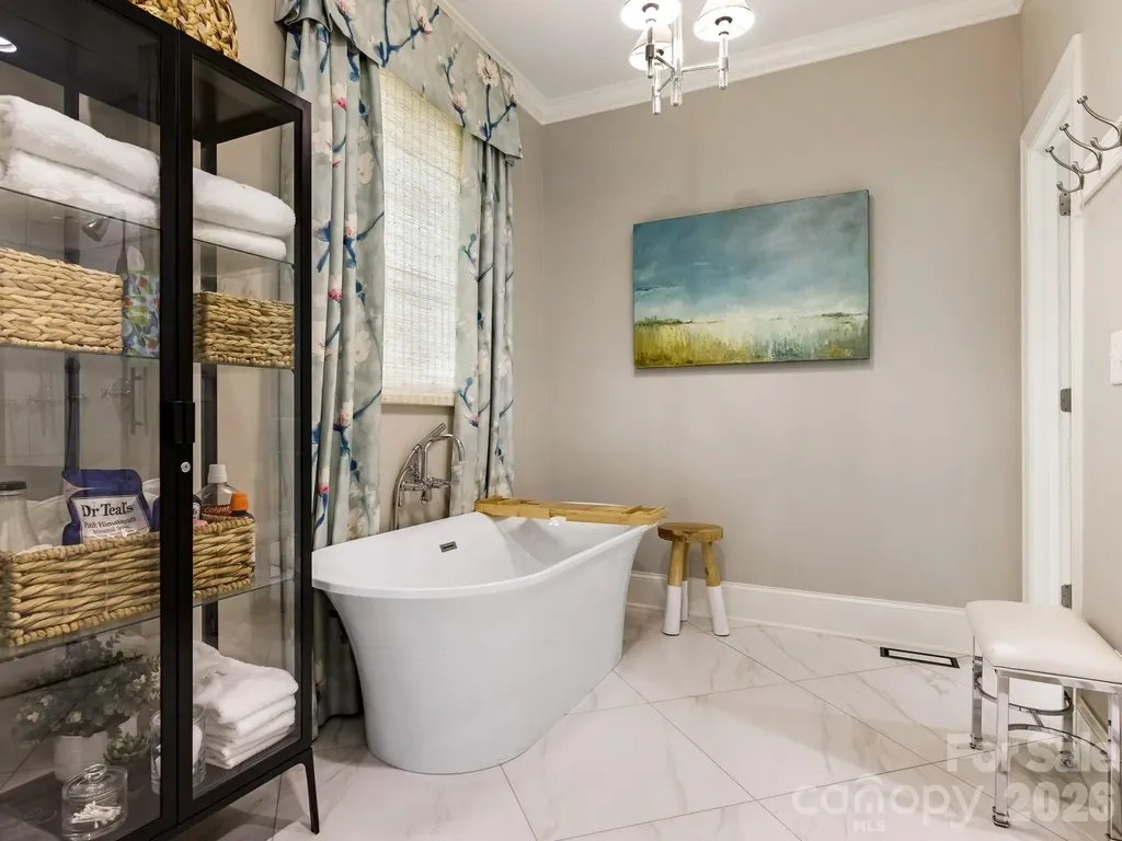 2116 Midwood Place Charlotte NC 28205