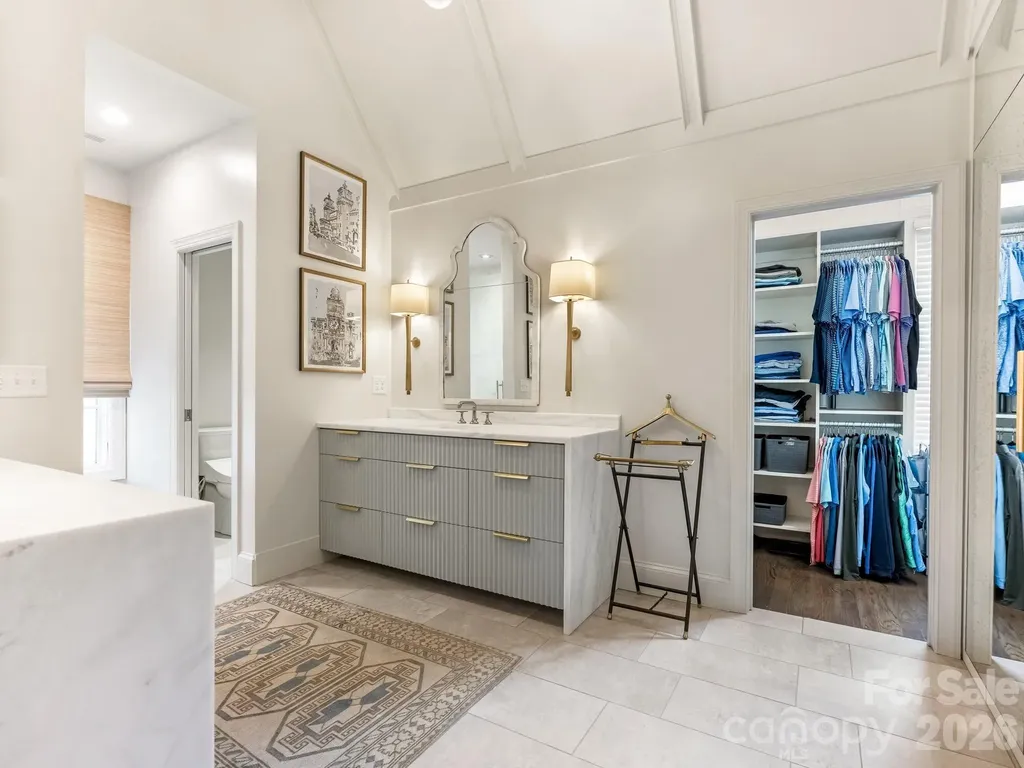 2116 Midwood Place Charlotte NC 28205