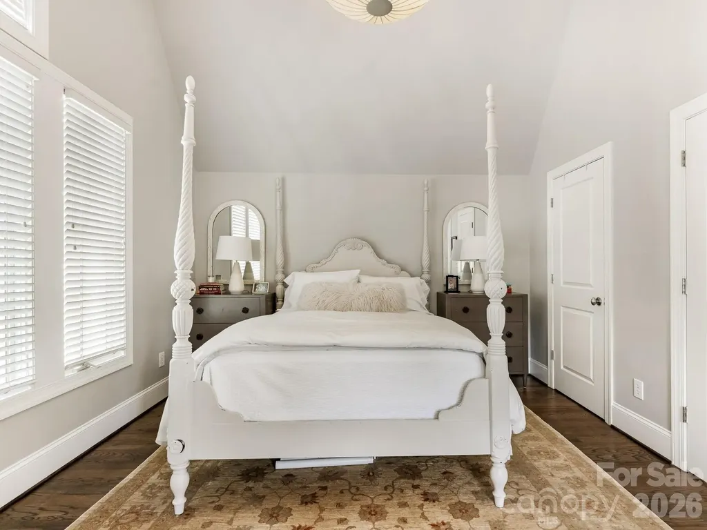 2116 Midwood Place Charlotte NC 28205