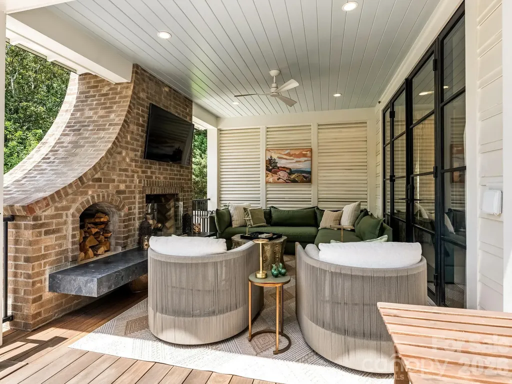2116 Midwood Place Charlotte NC 28205
