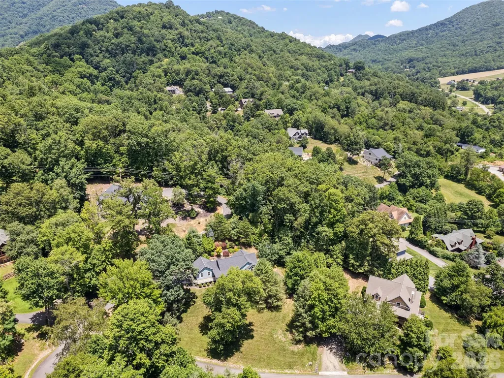 4 Leisure Wood Drive Canton NC 28716