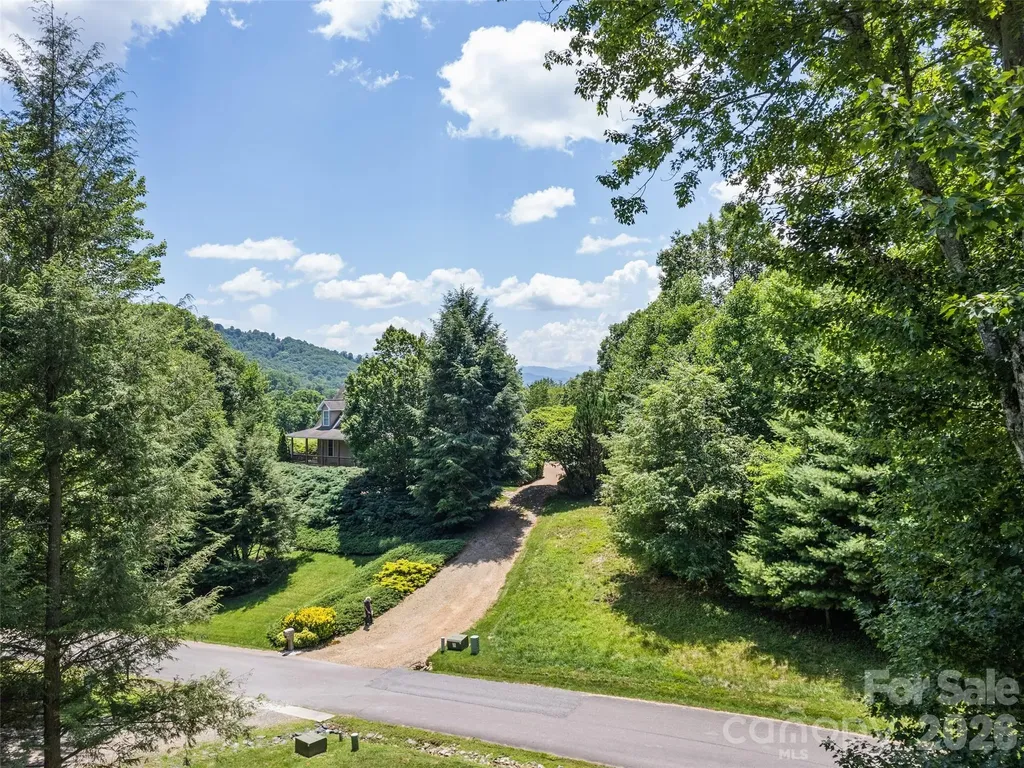 4 Leisure Wood Drive Canton NC 28716