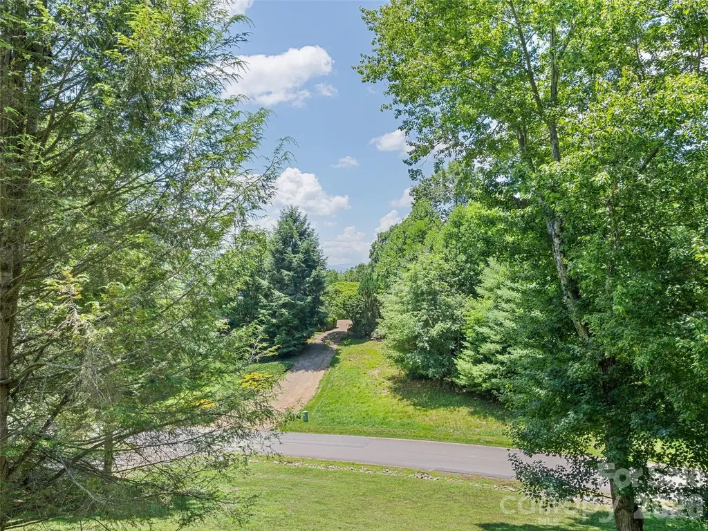 4 Leisure Wood Drive Canton NC 28716