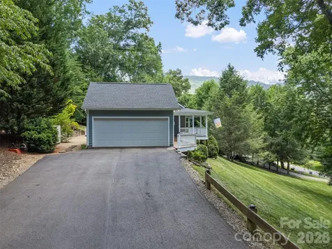 4 Leisure Wood Drive Canton NC 28716
