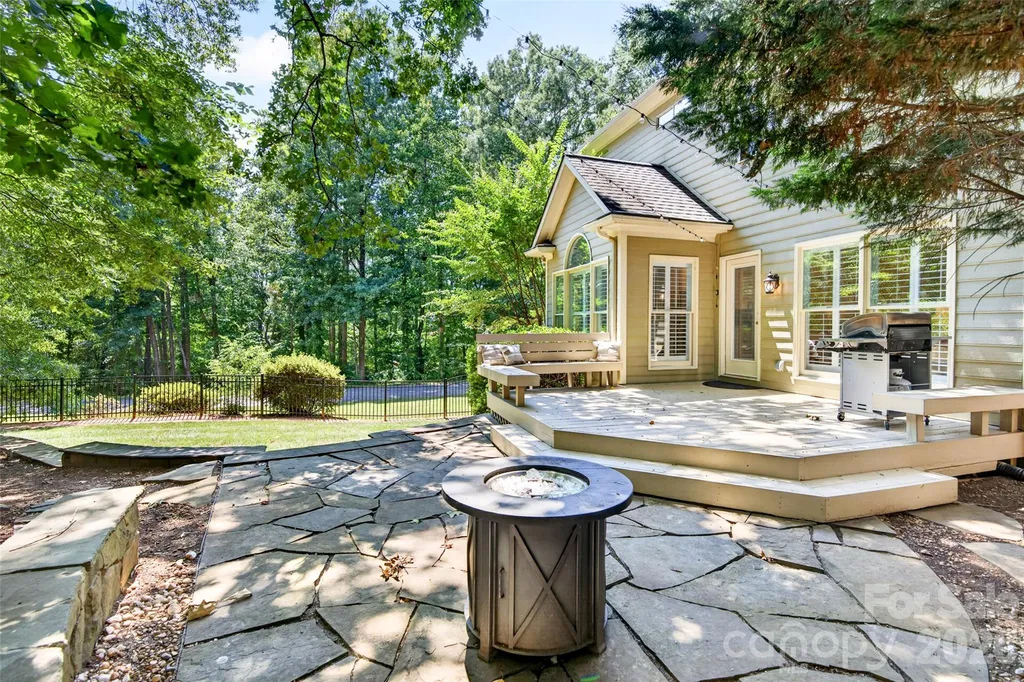 12700 Willow Grove Way Huntersville NC 28078