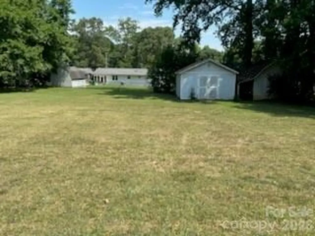 1164 Leigh Circle Charlotte NC 28216