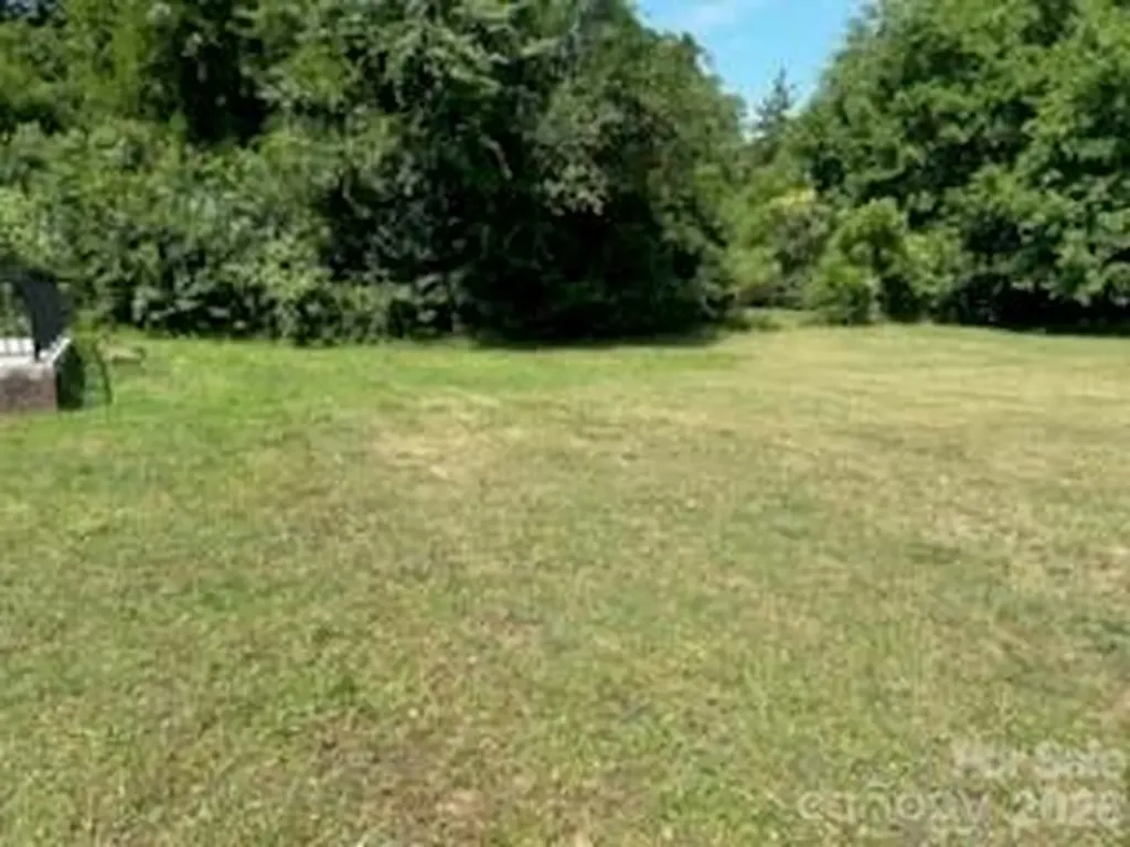 1164 Leigh Circle Charlotte NC 28216