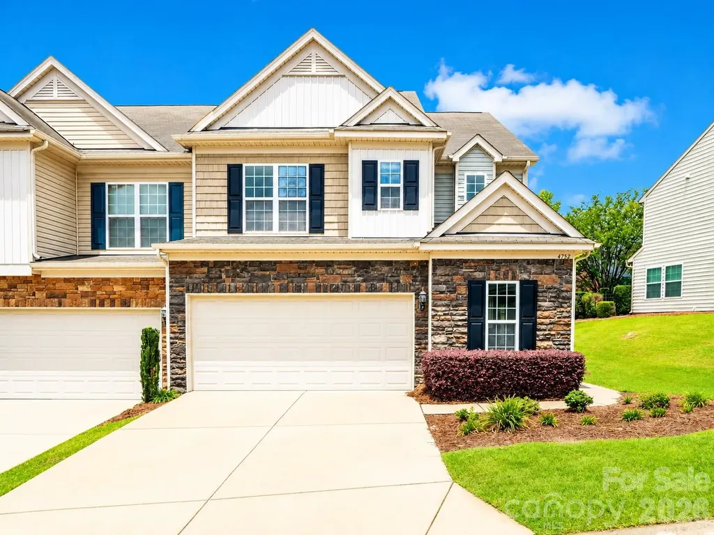 4752 Mount Royal Lane Charlotte NC 28210