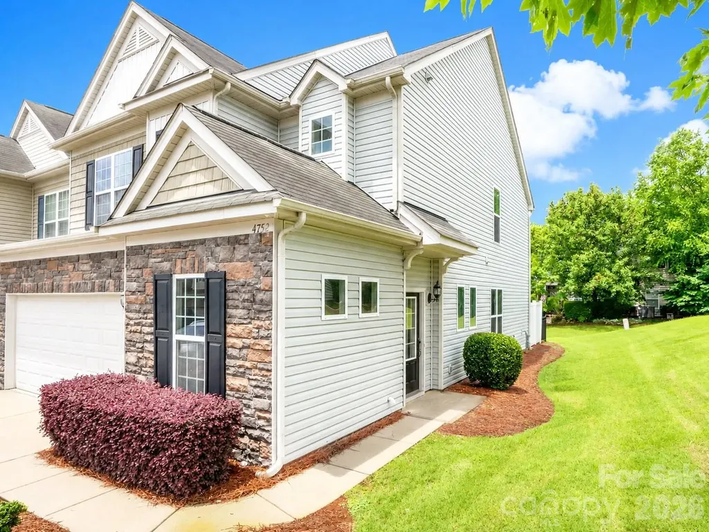4752 Mount Royal Lane Charlotte NC 28210