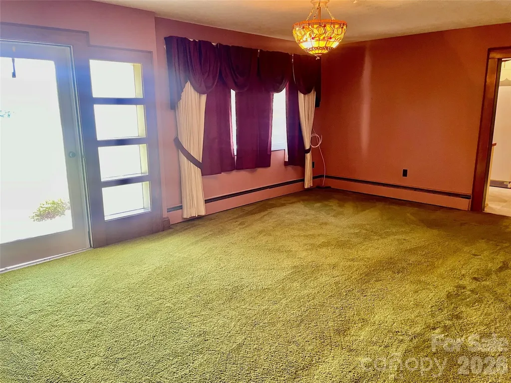 1099 Amherst Road Morganton NC 28655