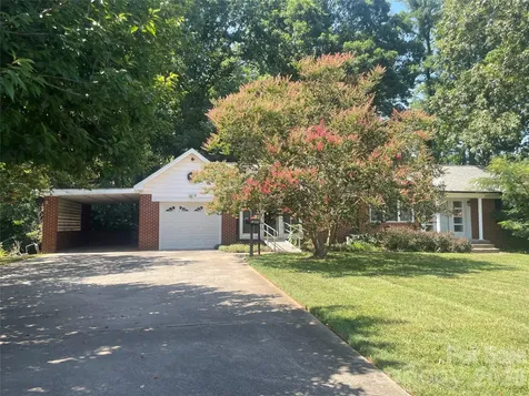 1099 Amherst Road Morganton NC 28655