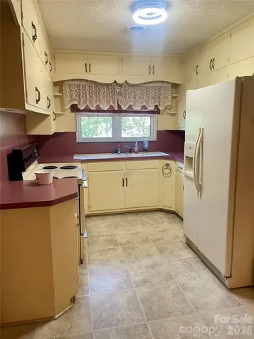 1099 Amherst Road Morganton NC 28655