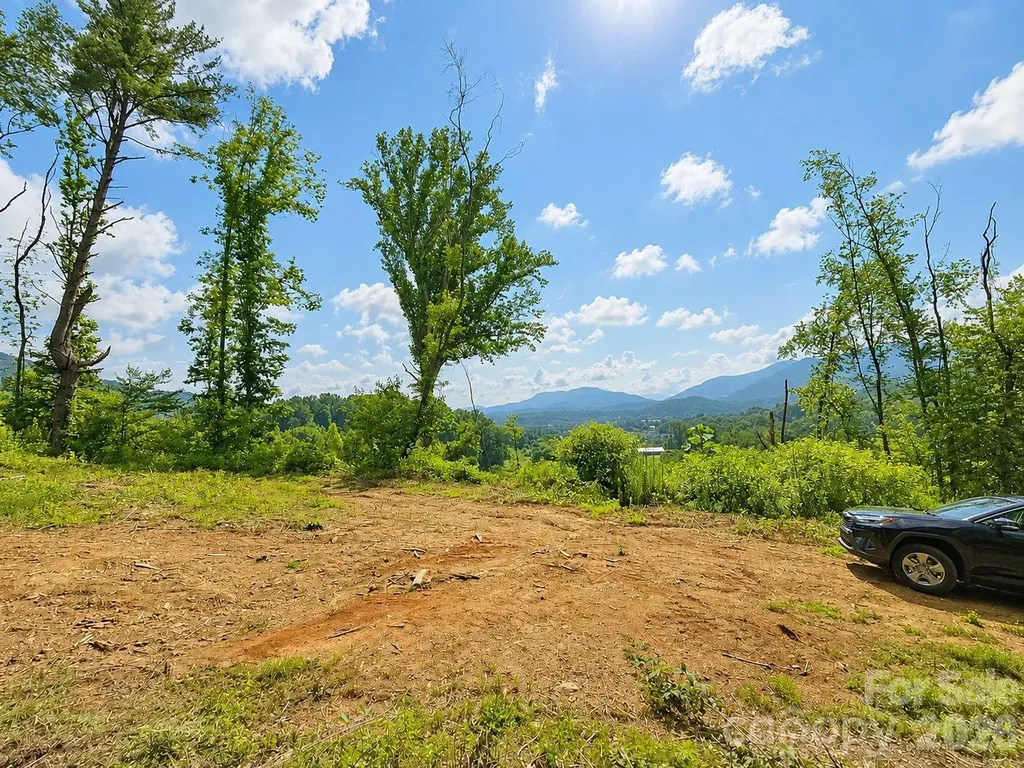 271 Sorrells Cove Road Waynesville NC 28786