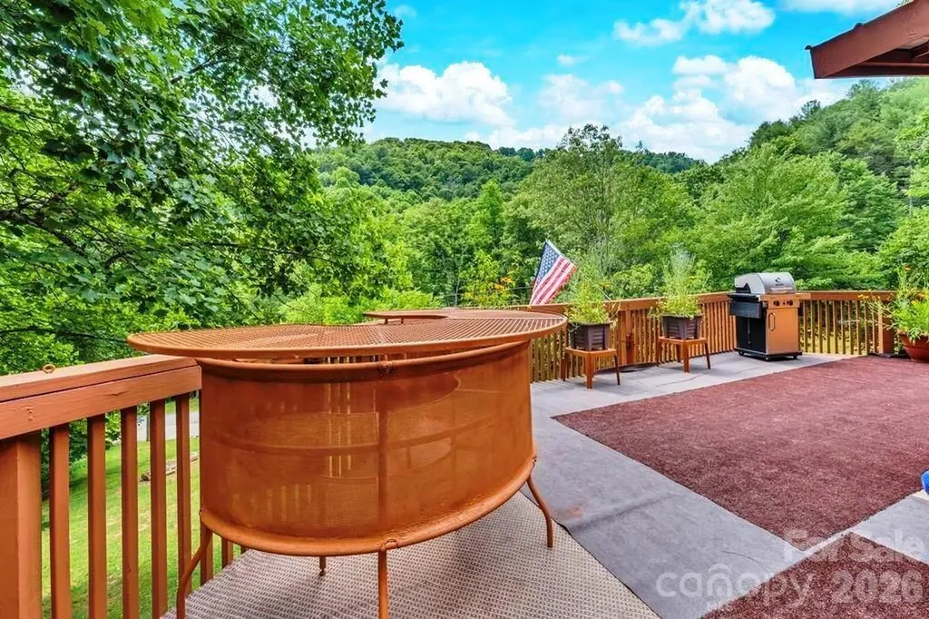488 Wards Branch Road Sugar Grove NC 28679