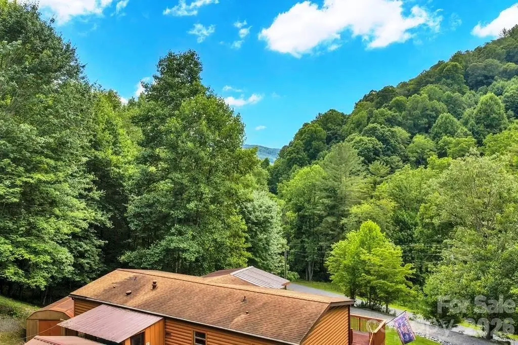 488 Wards Branch Road Sugar Grove NC 28679