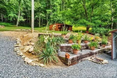 488 Wards Branch Road Sugar Grove NC 28679